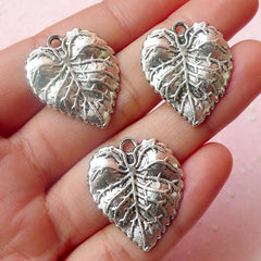 Leaf Charms in Heart Shaped (3pcs) (22mm x 26mm / Tibetan Silver) Leaves Charms DIY Pendant Bracelet Earrings Zipper Pulls Bookmarks CHM511