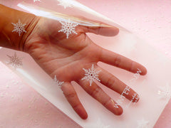 Transparent Gift Bags w/ Winter Snow Flakes (20 pcs) Clear Plastic Bags Gift Wrapping Bags Product Packaging Cookie Bags (15cm x 24cm) GB047