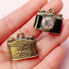 3D Film Camera Charms (1pc) (23mm x 21mm / Antique Bronzed) Metal Finding Pendant Bracelet Earrings Zipper Pulls Bookmark Keychains CHM556