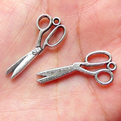 CLEARANCE Scissors Charms (6pcs) (30mm x 13mm / Tibetan Silver) Metal Findings Sewing Pendant Bracelet Earrings Zipper Pulls Keychain Bookmark CHM562