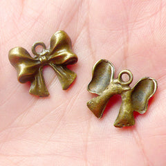 Ribbon Charms (4pcs) (17mm x 15mm / Antique Bronze) Kawaii Pendant Bracelet Earrings Bookmark Zipper Pulls Keychains Metal Findings CHM584