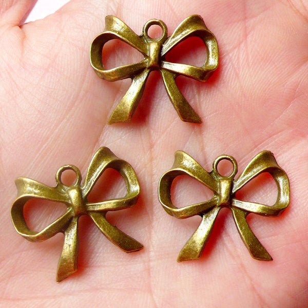 CLEARANCE Ribbon Charms (3pcs) (21mm x 18mm / Antique Bronze) Kawaii Pendant Bracelet Earrings Bookmark Zipper Pulls Keychains Metal Findings CHM587