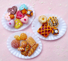 Dollhouse Plate Charms in Oval Shape (60mm x 45mm / 4 pcs / White) DIY Kawaii Miniature Food Cute Whimsical Jewellery Charms Making MC30