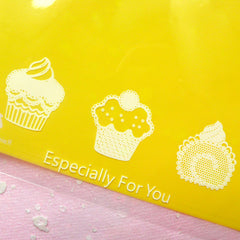 Kawaii Yellow Gift Bags w/ Cupcake & Sweets Pattern (20 pcs) Self Adhesive Resealable Clear Plastic Gift Wrapping Bags (10cm x 10.4cm) GB083