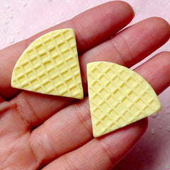 Fake Mini Food Craft / Miniature Waffle Cabochon / Dollhouse Wafer Cabochon (2pcs / 31mm x 28mm) Decoden Parfait Sundae Sweets Deco FCAB219