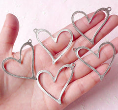 Heart Charms (5pcs) (40mm x 35mm / Tibetan Silver) Valentines Love Metal Findings Pendant Bracelet Earrings Zipper Pulls Keychains CHM626