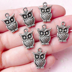Owl Charms (7pcs) (12mm x 17mm / Tibetan Silver / 2 Sided) Bird Charms Metal Findings Pendant Bracelet Earrings Zipper Pulls Keychain CHM697