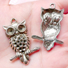 CLEARANCE Owl On A Branch Charms (2pcs) (24mm x 36mm / Tibetan Silver) Animal Bird Findings Pendant Bracelet Earrings Zipper Pulls Keychain CHM698