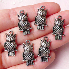 Owl Charms (6pcs) (11mm x 20mm / Tibetan Silver) Bird Charms Metal Findings Pendant Bracelet Earrings Bookmark Zipper Pulls Keychain CHM766