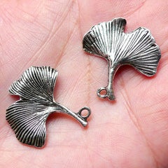 Ginkgo Leaf Charms (5pcs) (23mm x 24mm / Tibetan Silver / 2 Sided) Pendant Bracelet Earrings Zipper Pulls Bookmarks Key Chains CHM755