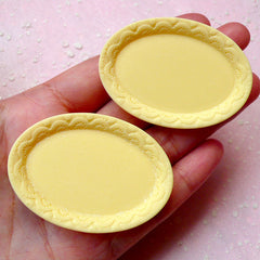 Dollhouse Plate Cabochons in Oval Shape w/ Decorative Border (2pcs / 53mm x 38mm / Cream / Flat Back) Kawaii Whimsical Miniature Food MC39