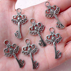 Key Charms (6pcs / 18mm x 33mm / Tibetan Silver / 2 Sided) Fancy Key Pendant Necklace Bracelet Earrings Bookmark Zipper Pull Keyring CHM832