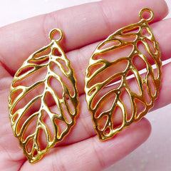 Large Leaf Charm / Bracelet Connector (2pcs / 26mm x 48mm / Gold) Outline Floral Jewellery Earring Pendant Pouch Zipper Pull Bookmark CHM846
