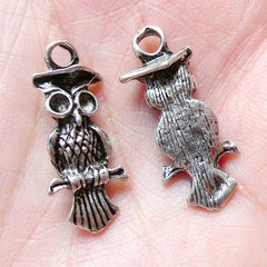 CLEARANCE Owl Graduation Charms / Wise Owl Charm (6 pcs / 11mm x 26mm / Tibetan Silver) Bird Graduation Favor Tag Graduation Gift Decoration CHM892