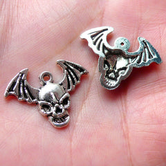 Skull w/ Bat Wing Charm (7pcs / 23mm x 17mm / Tibetan Silver) Spooky Pendant Halloween Bracelet Earrings Party Wine Charm Favor Charm CHM928