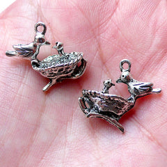 3D Bird Nest Charms / Mother and Baby Charm / Bird Feeding Charm (3pcs / 20mm x 18mm / Tibetan Silver / 2 Sided) Baby Shower New Mom CHM1053