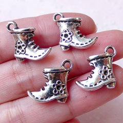 Boot Charms Miniature Shoes Charms (4pcs / 16mm x 15mm / Tibetan Silver / 2 Sided) Fashion Charm Necklace Bracelet Keychain Charm CHM1253
