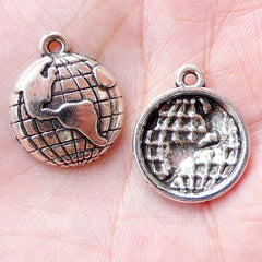 Earth Charms World Globe Charm (4pcs / 16mm x 19mm / Tibetan Silver) Planet Jewellery Bookmark Zipper Pull Keychain Wine Glass Charm CHM1353