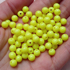 CLEARANCE 6mm Round Acrylic Bead Pastel Plastic Beads (Yellow / 100pcs) Kawaii Bubblegum Bead Loose Bead Gumball Bracelet Thread Necklace F143