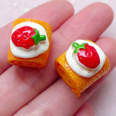 3D Swiss Roll Cabochons (2pcs / 15mm x 20mm / Flat Bottom) Miniature Sweets Dollhouse Food Kawaii iPhone Case Deco Kitsch Jewelry FCAB282