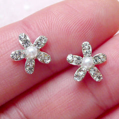 Flower Floating Charms / Mini Flower Cabochon with Rhinestones & Pearl (2pcs / 9mm / Silver) Nail Art Nail Decoration DIY Earrings NAC243