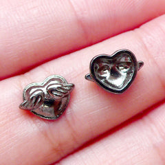 Tiny Winged Heart Floating Charms / Mini Heart with Wing Cabochons (3pcs / 10mm x 7mm / Black Silver) Nail Art Nail Deco Scrapbooking NAC251