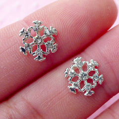 Tiny Snowflakes Cabochon Set (2pcs) (Silver w/ Clear Rhinestones) Fake Miniature Cupcake Topper Earring Making Nail Art Decoration NAC028