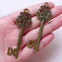 Big Filigree Key Charm (2 pcs / 22mm x 67mm / Antique Bronze) Key Necklace Pendant Keychain Bookmark Charm Handbag Charm Zipper Pull CHM1568