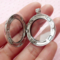Floating Locket / Round Living Locket / Magnet Locket / Memory Glass Locket Pendant with Rhinestones (30mm / 1 piece / Silver) Charms F236