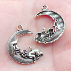 Baby Angel on Crescent Moon Charms (7pcs / 19mm x 25mm / Tibetan Silver) New Baby Celestial New Moon Luna Baby Shower Favor Deco CHM1592