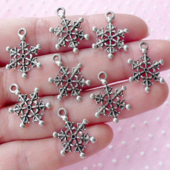 Small Snow Flakes Charm Drops (8pcs / 14mm x 20mm / Tibetan Silver) Christmas Party Decoration Gift Packaging Supplies Earrings CHM1649