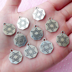 Silver Star of David Charm Hexagram Charms (10pcs / 15mm x 17mm / Tibetan Silver / 2 Sided) Jewish Hebrew Judaism Judaica Jewellery CHM1766