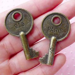 Large Door Key Charms (2pcs / 22mm x 40mm / Antique Bronze / 2 Sided) Vintage Style Hotel Room Key Pendant Necklace Keychain Charm CHM1823