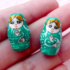 Russian Doll Ceramic Bead / Matryoshka Pottery Bead / Handpainted Porcelain Bead (2pcs / 12mm x 19mm / Green) Nesting Doll Bead CHM2074