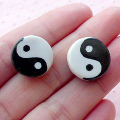 Yin Yang Ceramic Beads / Porcelain Bead (2pcs / 15mm x 8mm / Black & White / 2 Sided) Focal Bead Loose Bead Oriental Charm Pendant CHM2069