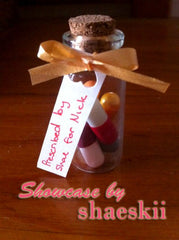 Message Pill Cabochons / Kawaii Pill Capsule with Blank Letter Paper (10pcs / 21mm / Red) Secret Note Happy Wishing Message in a Pill CAB579