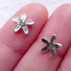 White Flower Nail Charms w/ Rhinestone (2pcs / 9mm) Tiny Flower Cabochons Mini Floral Nailart Nail Decoration Manicure Floating Charm NAC303