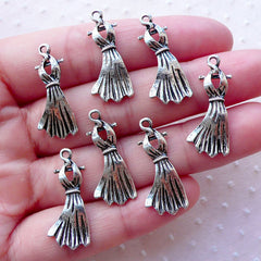 CLEARANCE Cocktail Dress Charms Halter Dress Evening Dress Party Dresses Gown (7pcs / 11mm x 25mm / Tibetan Silver) Clothes Fashion Charm CHM2131