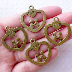 CLEARANCE Boy and Girl in Love Charms Heart Pendant (4pcs / 26mm x 28mm / Antique Bronze / 2 Sided) Wedding Valentines Day Gift Decoration CHM2141