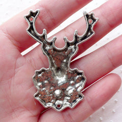 CLEARANCE Silver Reindeer Head Charm (1 piece / 38mm x 51mm / Tibetan Silver) Christmas Jewellery Big Large Deer Pendant Animal Necklace CHM2169