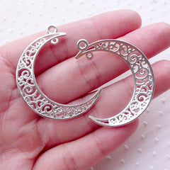 Filigree Crescent Connector Charm / New Moon Pendant (4pcs / 30mm x 39mm / Silver) Hollow Lune Link Celestial Quarter Moon Necklace CHM2177