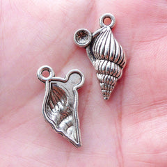 CLEARANCE Silver Conch Charms (4pcs / 15mm x 23mm / Tibetan Silver) Marine Life Jewellery Beach Wedding Party Decoration Sea Shell Seafood CHM2205