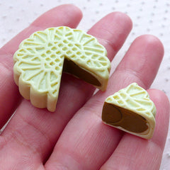 Snow Skin Moon Cake Cabochons (2pcs / 29mm / Flatback) Cute Miniature Dessert Kawaii Dollhouse Mooncake Chinese Moon Festival Sweets FCAB334