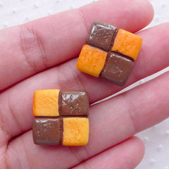 Checkerboard Cookie Cabochon / Miniature Biscuit Cabochon (2pcs / 17mm / Flat Back) Kawaii Sweets Decoden Phone Case Kitsch Jewelry FCAB427