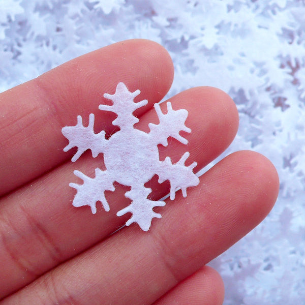 Snowflake Felt Applique / Fabric White Snow Applique (20pcs / 25mm) Christmas Party Decoration Table Scatter Scrapbooking Embellishment B266