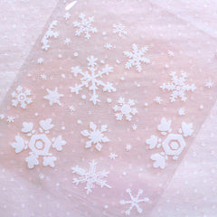 Snowflake Plastic Bags / White Snow Flakes Gift Bags / Self Adhesive Packaging Bags / Clear Christmas Cello Bags (10cm x 10cm / 20pcs) GB143