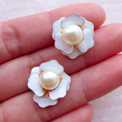 Small Rose Flower Cabochon with Pearl / Floral Enamel Cabochon (2pcs / 17mm / White) Hair Bow Centers Earrings Making Wedding Decor CAB555