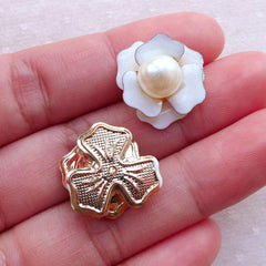 Small Rose Flower Cabochon with Pearl / Floral Enamel Cabochon (2pcs / 17mm / White) Hair Bow Centers Earrings Making Wedding Decor CAB555