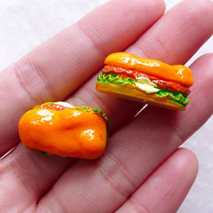 Miniature Dollhouse Food / Hamburger Cabochon / Chicken Burger Cabochon (2pcs / 14mm x 23mm / 3D) Mini Doll Food Fast Food Fake Food FCAB442