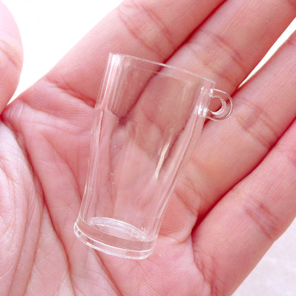 Miniature Wheat Beer Glass Charms / Dollhouse Guinness Glasses / Mini Pint Glass / Doll House Plastic Cup Blanks (4pcs / 22mm x 37mm) MC54